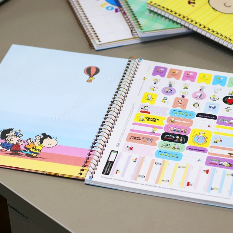 Caderno Universitário Snoopy Teach Love