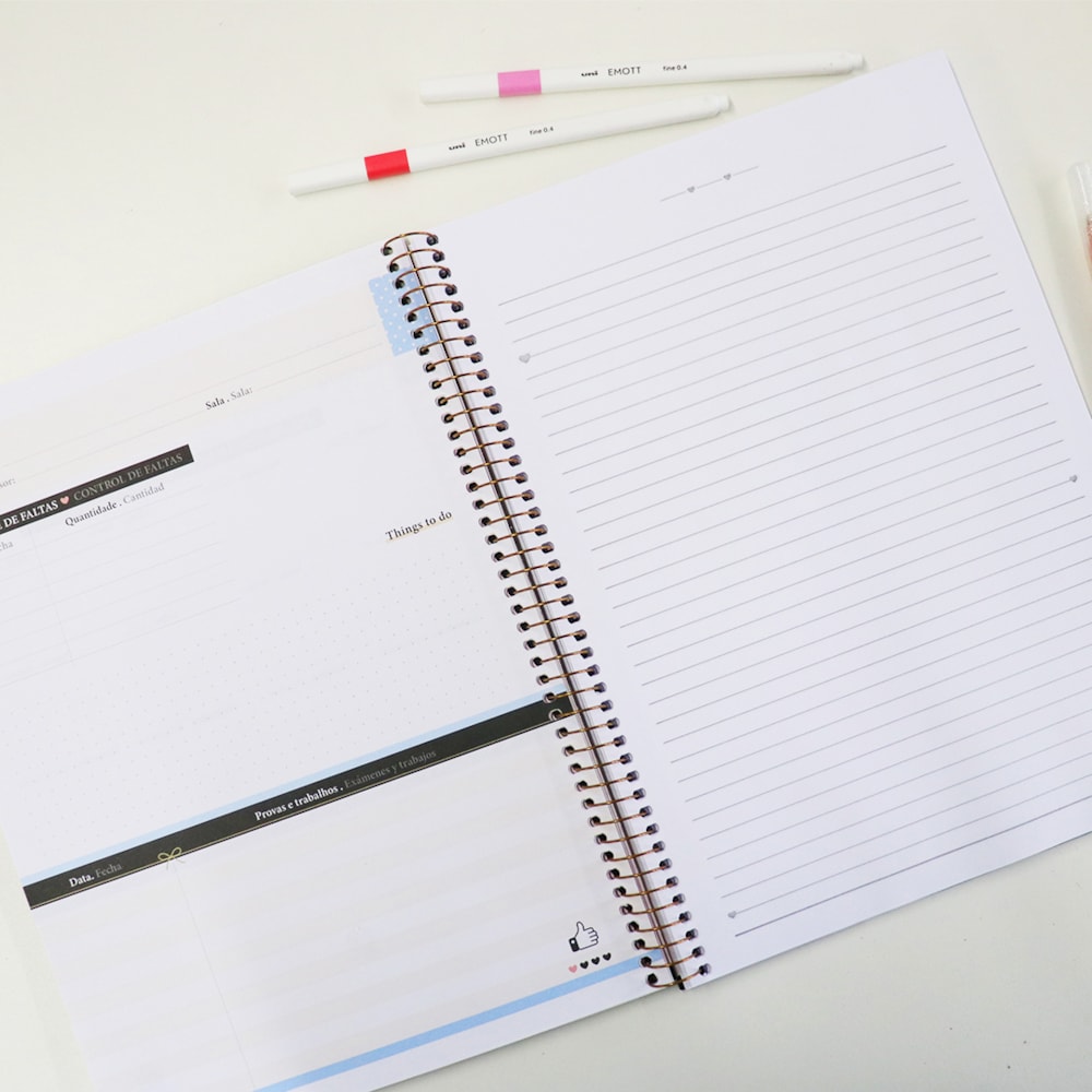 Caderno Universitário West Village Poá Preto 80 Folhas