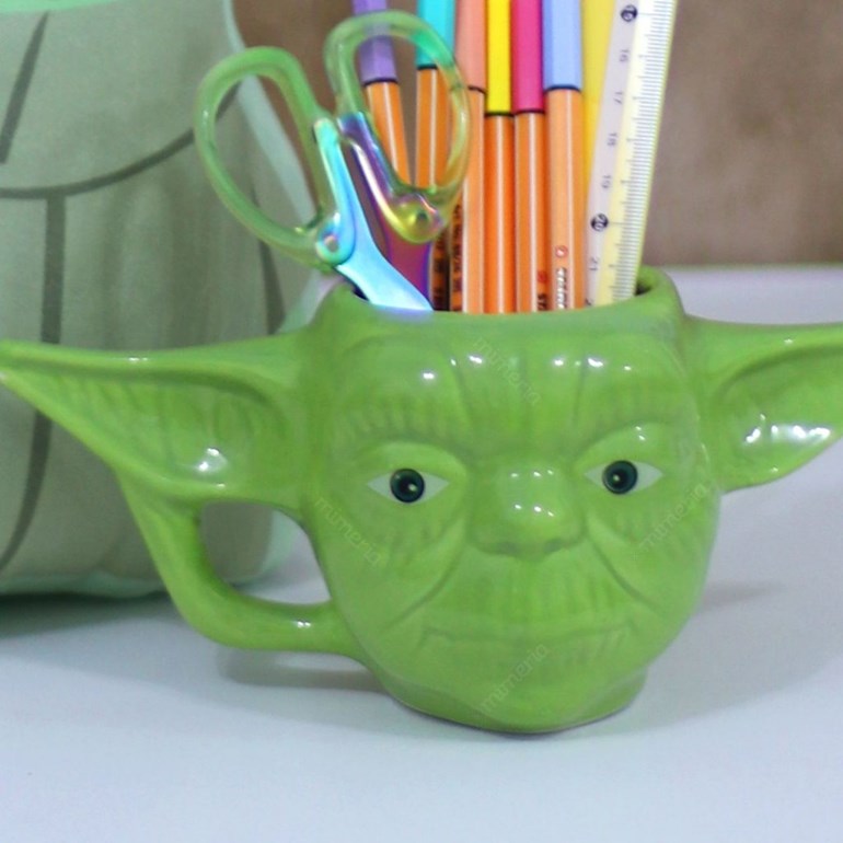 Caneca Decorativa de Porcelana 3D Star Wars Yoda