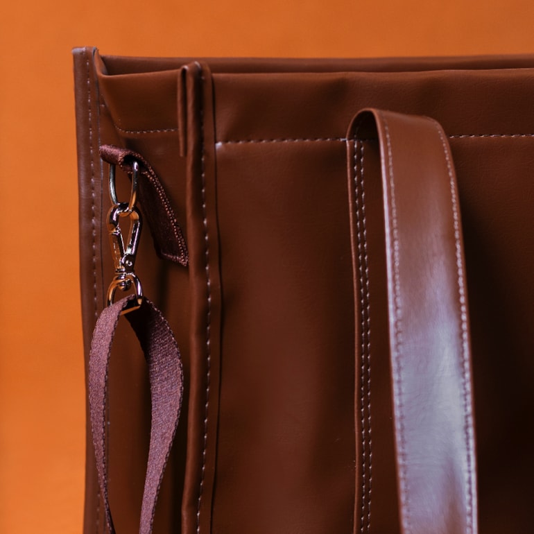 Kit Bolsa Tote Pro com Alça + Térmica Move Grande Marrom Cacau