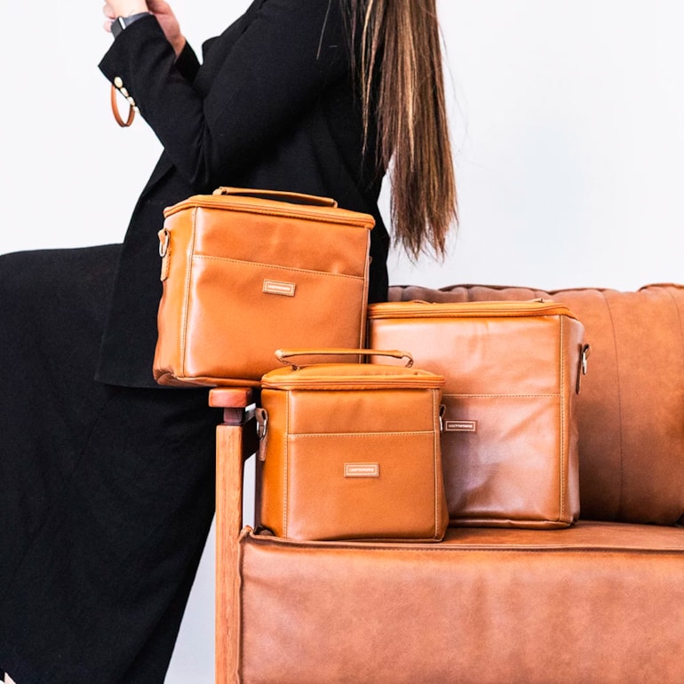 Kit Mochila Essential + Térmica Move Mini Caramelo