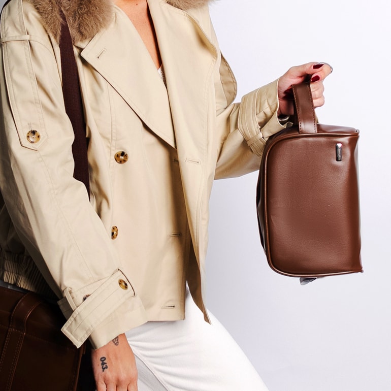 Kit Necessaire Essential Marrom Cacau
