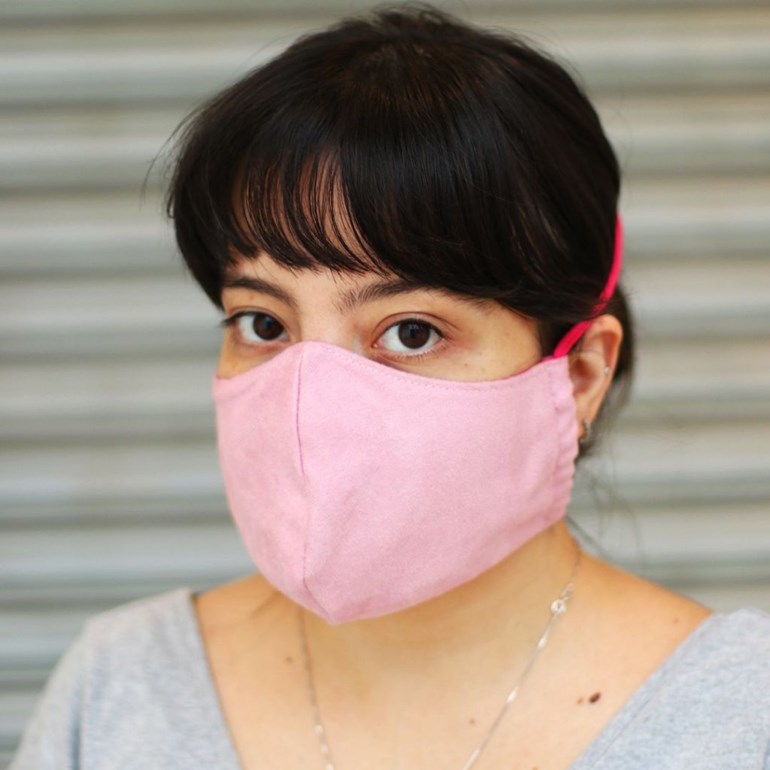 Máscara de Proteção Suede com Malha Modelo Bico de Pato Lisa Pink