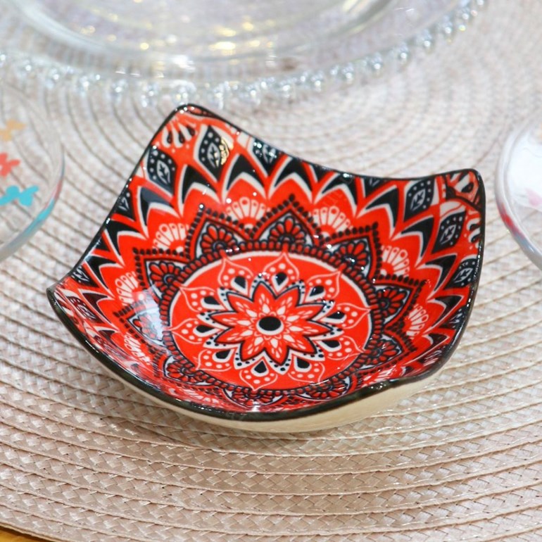 Mini Bowl de Cerâmica Quadrado Mandala Vermelha e Preta