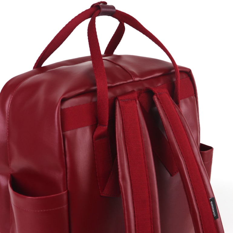 Mochila Quadrada Vermelho Cereja