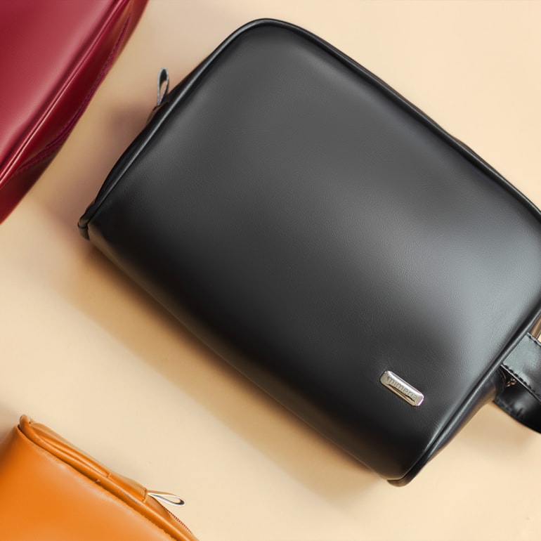 Necessaire Essential Grande Preta