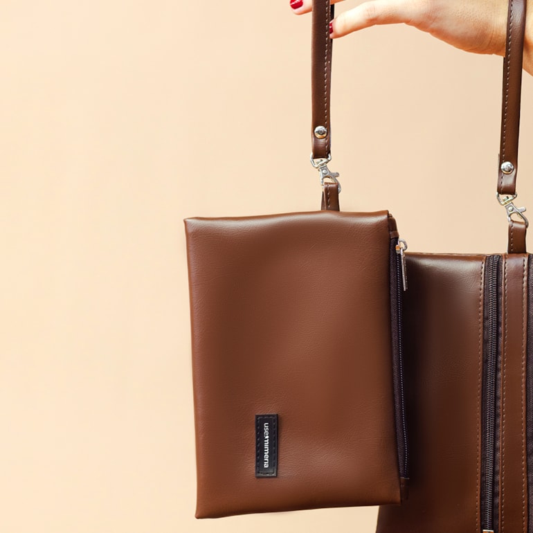 Necessaire Flat Marrom Cacau