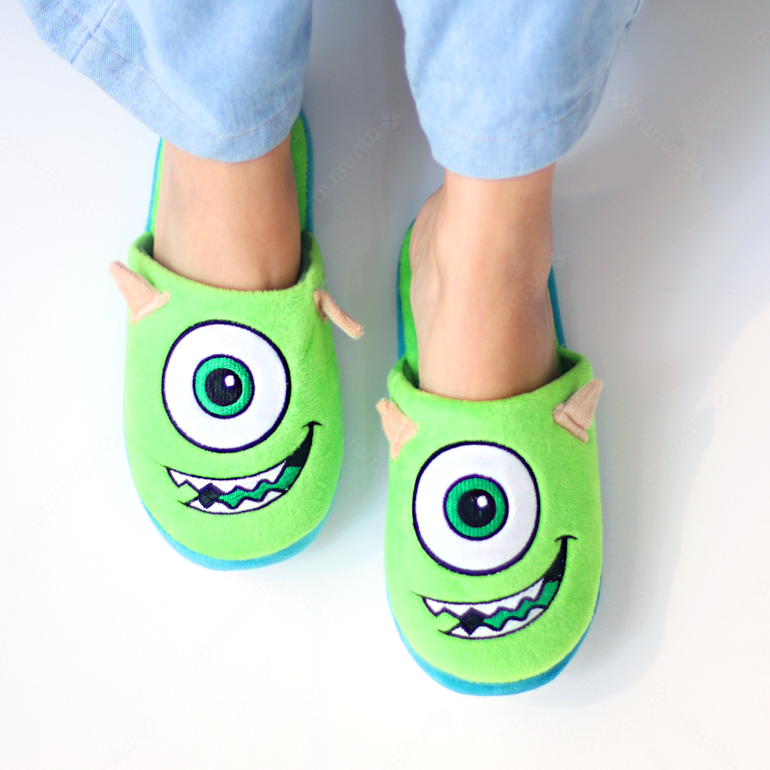 Pantufa Chinelo 3D Monstros Mike Wozawski - Main Image