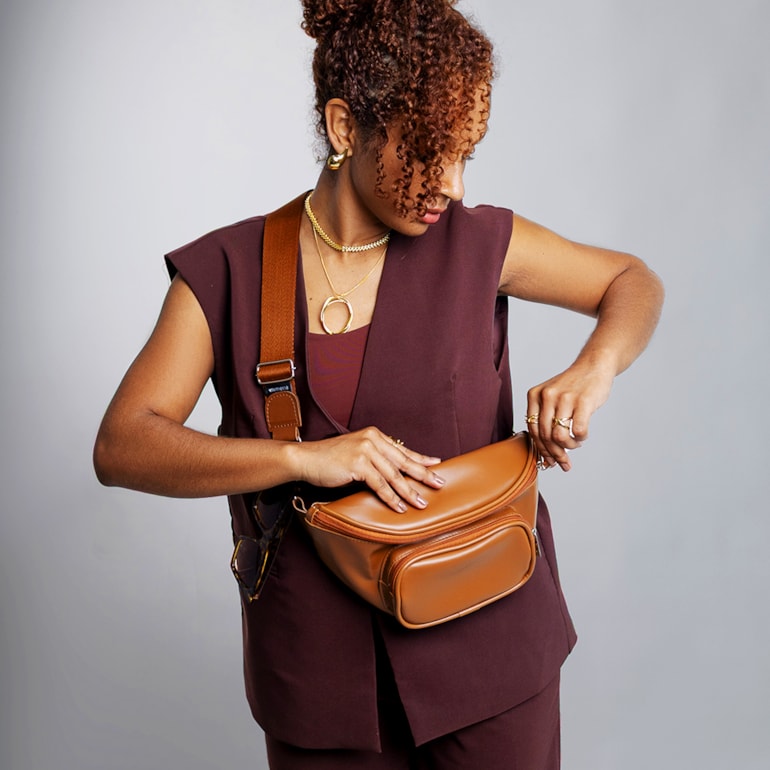 Pochete com Bolso Caramelo