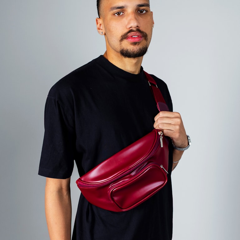 Pochete com Bolso Vermelho Cereja